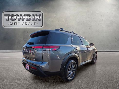 Used 2023 Nissan Pathfinder SV FWD image 4