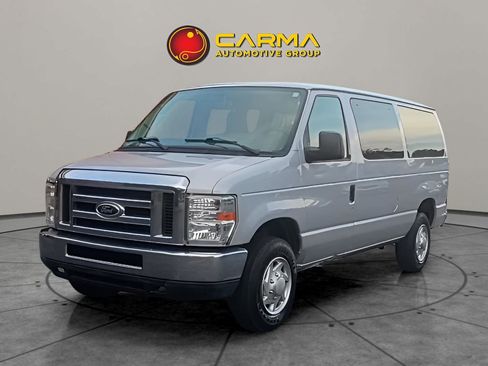 Used 2014 Ford E-350 and Econoline 350 XLT image 1