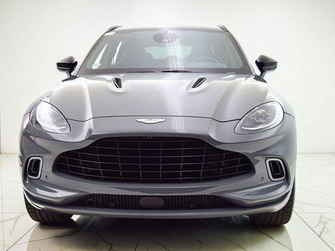Used 2023 Aston Martin DBX AWD/4WD image 15