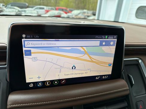 Used 2021 Chevrolet Tahoe High Country AWD/4WD image 19