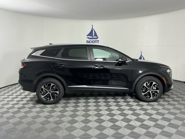 Used 2023 Kia Sportage EX AWD/4WD image 6