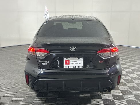 Used 2025 Toyota Corolla SE FWD image 4