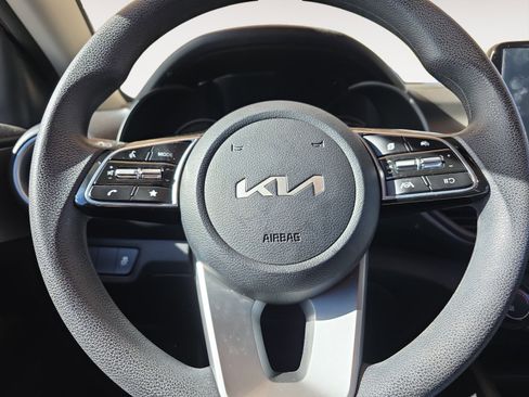 Certified 2023 Kia Forte LXS image 10