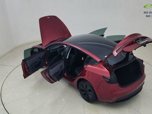 Used 2025 Tesla Model 3 Long Range RWD image 88