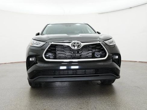 New 2026 Toyota Highlander Limited image 53