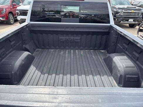 Used 2024 GMC Sierra 1500 SLT w/ SLT Premium Plus Package AWD/4WD image 7