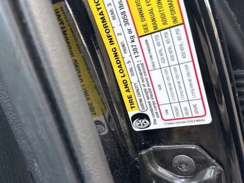 Used 2021 Ford F250 XLT w/ XLT Premium Package image 8