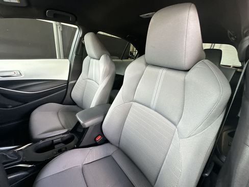 Used 2025 Toyota Corolla SE FWD image 14