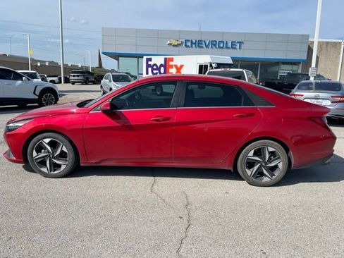 Used 2023 Hyundai Elantra Limited FWD image 6