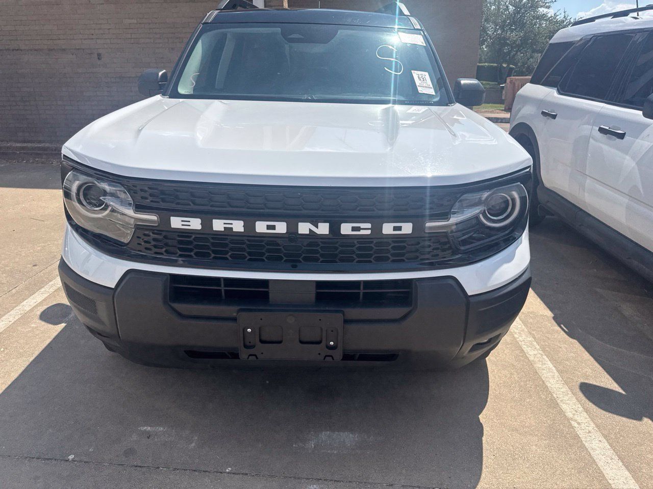 Used 2025 Ford Bronco Sport Outer Banks AWD/4WD image 2