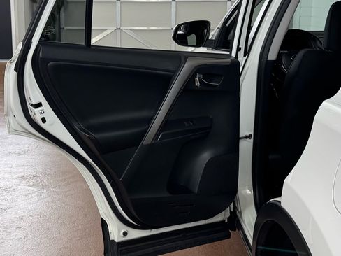 Used 2017 Toyota RAV4 XLE image 26