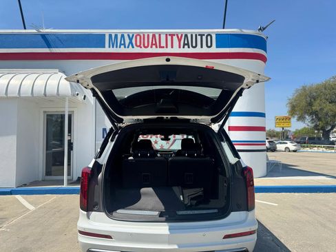 Used 2022 Cadillac XT6 Premium Luxury w/ Technology Package image 55