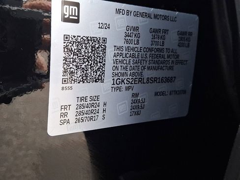 Certified 2025 GMC Yukon Denali Ultimate image 28