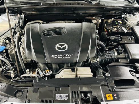 Used 2018 MAZDA MAZDA3 Touring FWD image 27