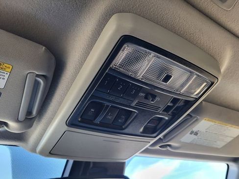 Used 2023 Toyota 4Runner Limited image 27