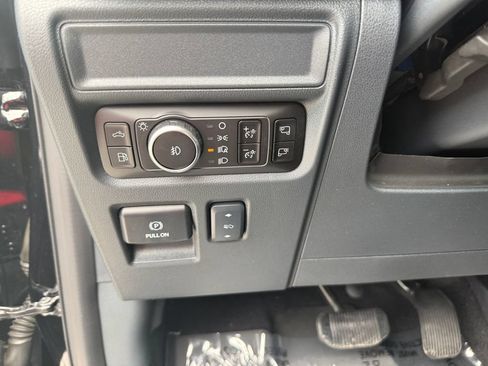 Used 2025 Ford F150 Lariat w/ Equipment Group 502A High AWD/4WD image 26