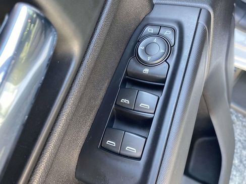 Used 2020 Chevrolet Silverado 1500 W/T w/ WT Value Package AWD/4WD image 17