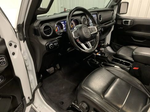 Used 2019 Jeep Wrangler Unlimited Sahara w/ Dual Top Group image 42