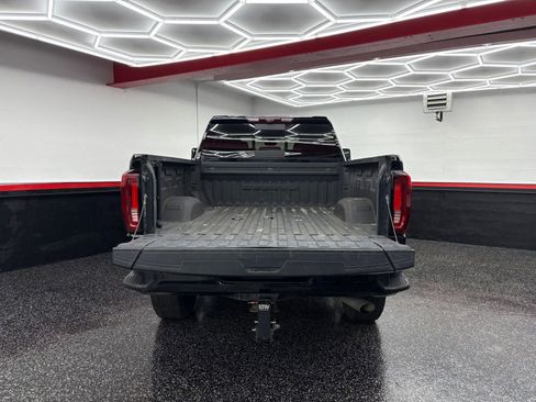 Used 2023 GMC Sierra 2500 Denali w/ Denali Ultimate Package image 14