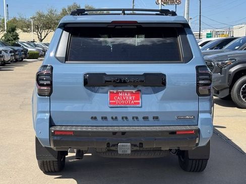 New 2026 Toyota 4Runner Platinum image 8