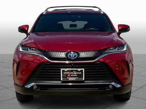 Used 2024 Toyota Venza Limited image 3