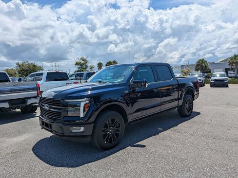 Used 2024 Ford F150 Platinum w/ Equipment Group 702A High AWD/4WD image 3
