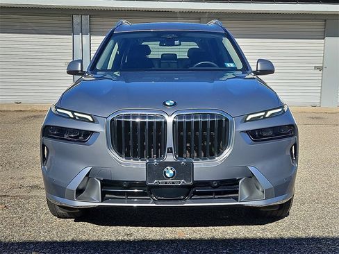 Used 2024 BMW X7 xDrive40i image 10