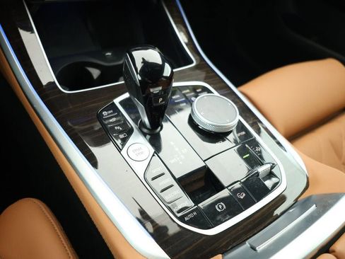 Used 2023 BMW X5 xDrive45e w/ M Sport Package image 15