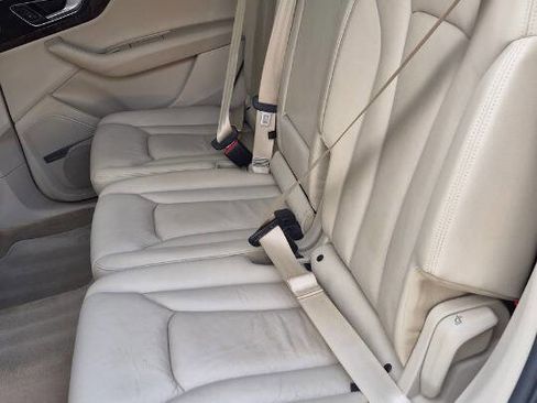 Used 2017 Audi Q7 3.0T Premium Plus image 42