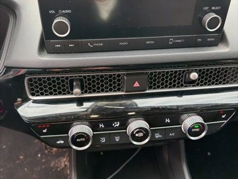 Used 2022 Honda Civic EX image 14