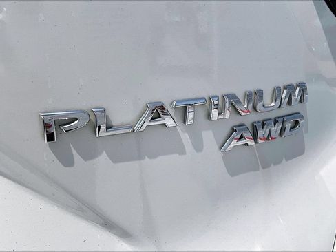 Used 2016 Nissan Murano Platinum w/ Platinum Technology Package AWD/4WD image 24