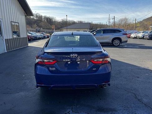 Used 2024 Toyota Camry SE image 4