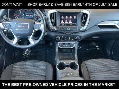 Used 2024 GMC Terrain SLE FWD image 16