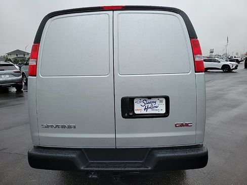New 2025 GMC Savana 2500 RWD image 8