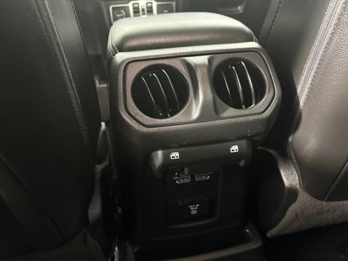 Used 2023 Jeep Wrangler Unlimited Sahara w/ Cold Weather Group AWD/4WD image 12