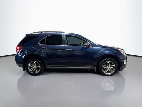Used 2017 Chevrolet Equinox Premier w/ Enhanced Convenience Package AWD/4WD image 5