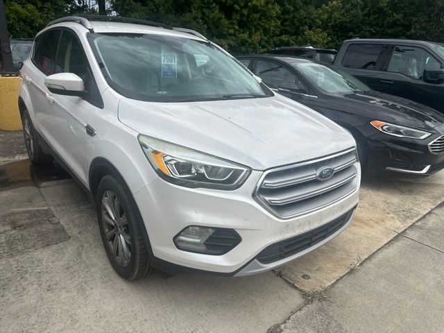 Used 2017 Ford Escape Titanium FWD image 6