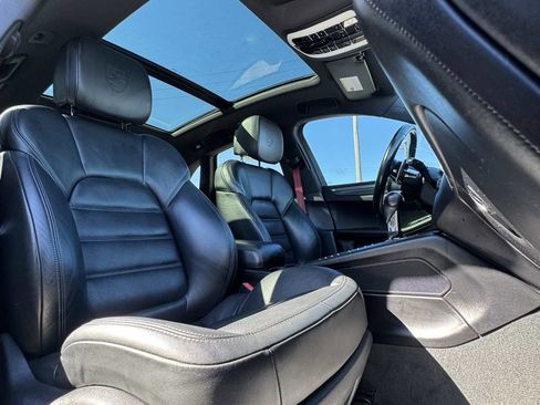 Used 2017 Porsche Macan GTS image 34