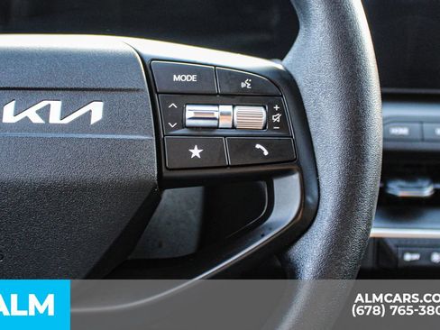 Used 2025 Kia K4 FWD image 25