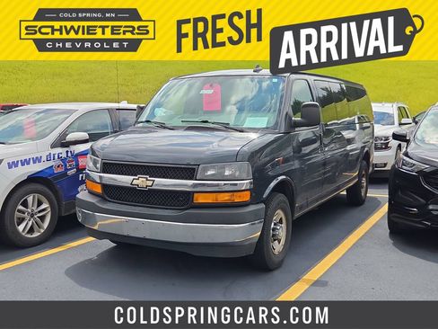 Used 2017 Chevrolet Express 3500 LT w/ LT Preferred Equipment Group RWD image 1