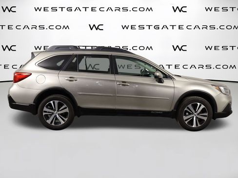 Used 2018 Subaru Outback 3.6R Limited AWD/4WD image 44