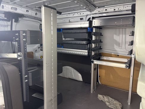 Used 2022 Ford Transit Connect XL image 18