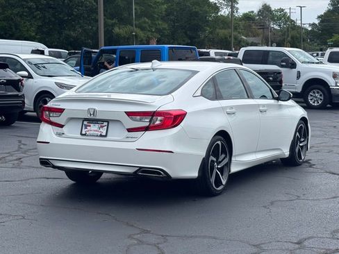 Used 2019 Honda Accord Sport image 13