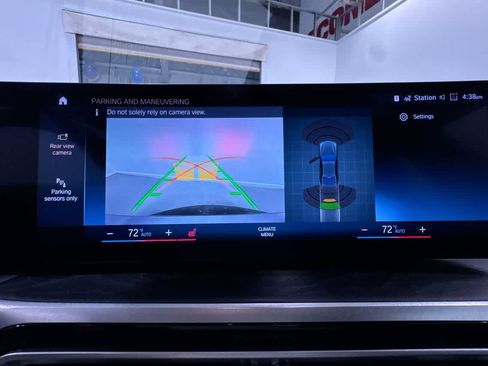 Used 2023 BMW 330i xDrive Sedan w/ Premium Package image 27