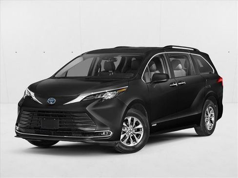 Used 2021 Toyota Sienna XLE image 1