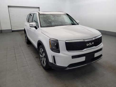 Used 2022 Kia Telluride S AWD/4WD image 13