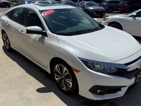 Used 2018 Honda Civic EX-L image 2