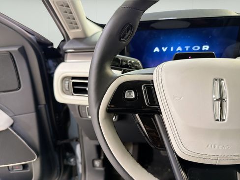 New 2026 Lincoln Aviator 2WD image 14