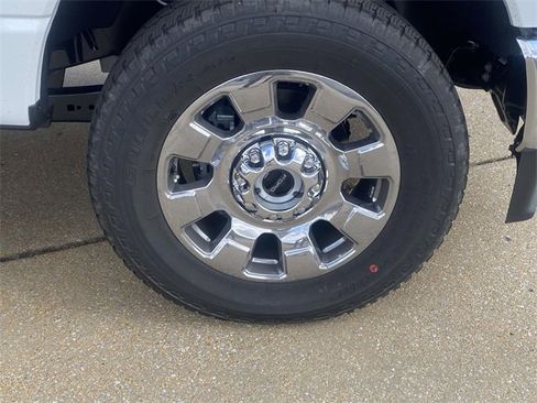 New 2026 Ford F350 Lariat w/ Chrome Package image 8