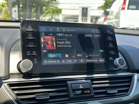 Used 2019 Honda Accord Sport image 26